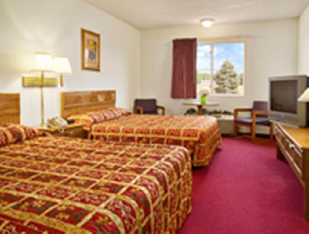 Westwood Inn & Suites - Kimball Værelse billede