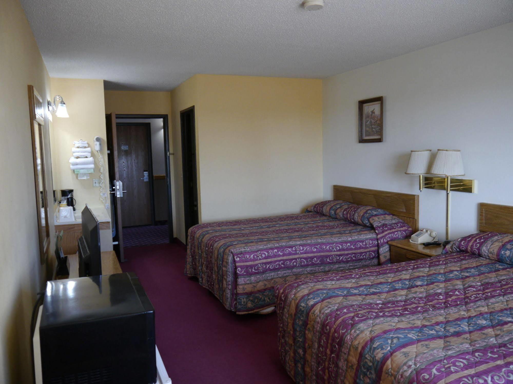 Westwood Inn & Suites - Kimball Eksteriør billede
