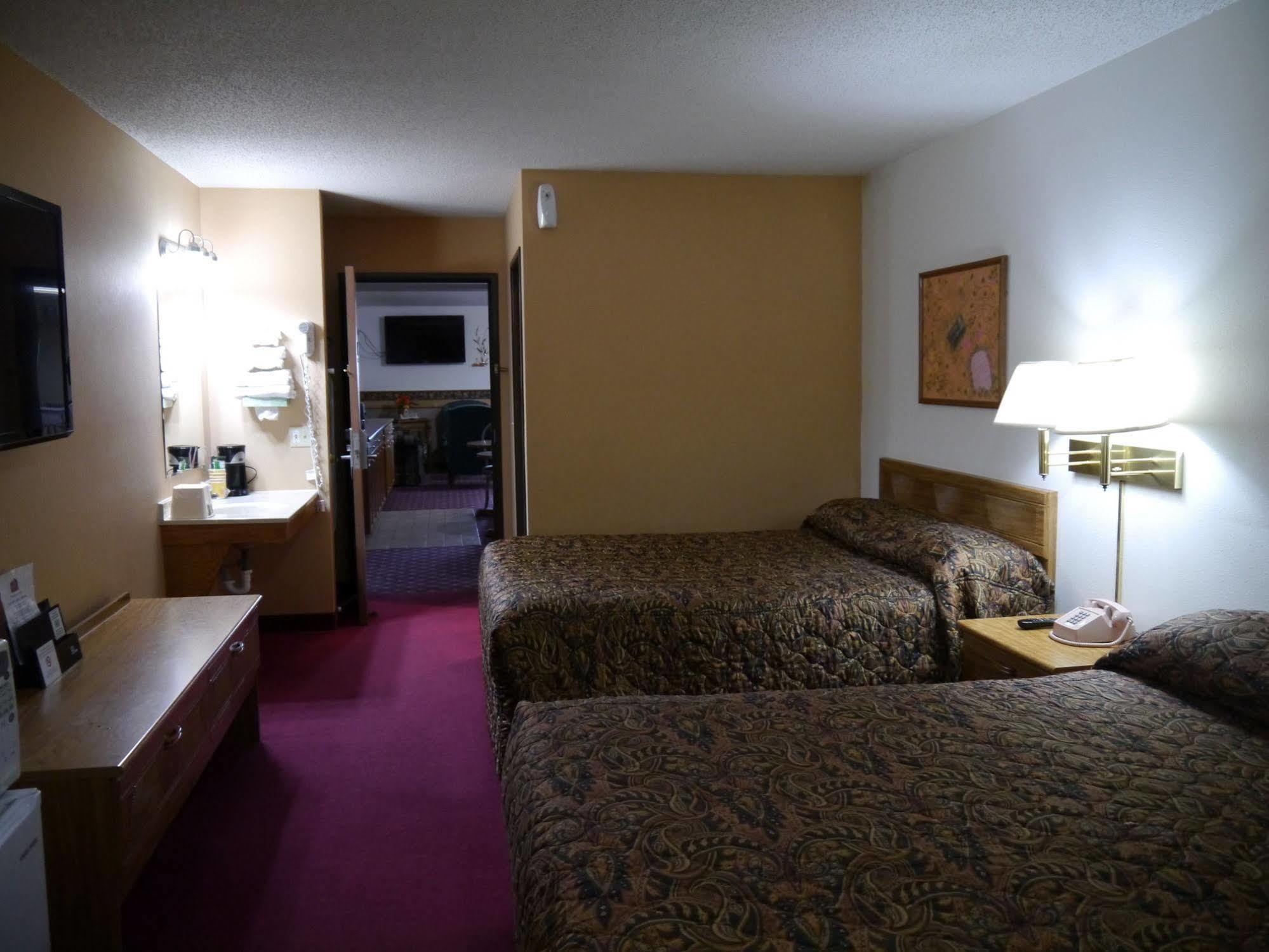 Westwood Inn & Suites - Kimball Eksteriør billede