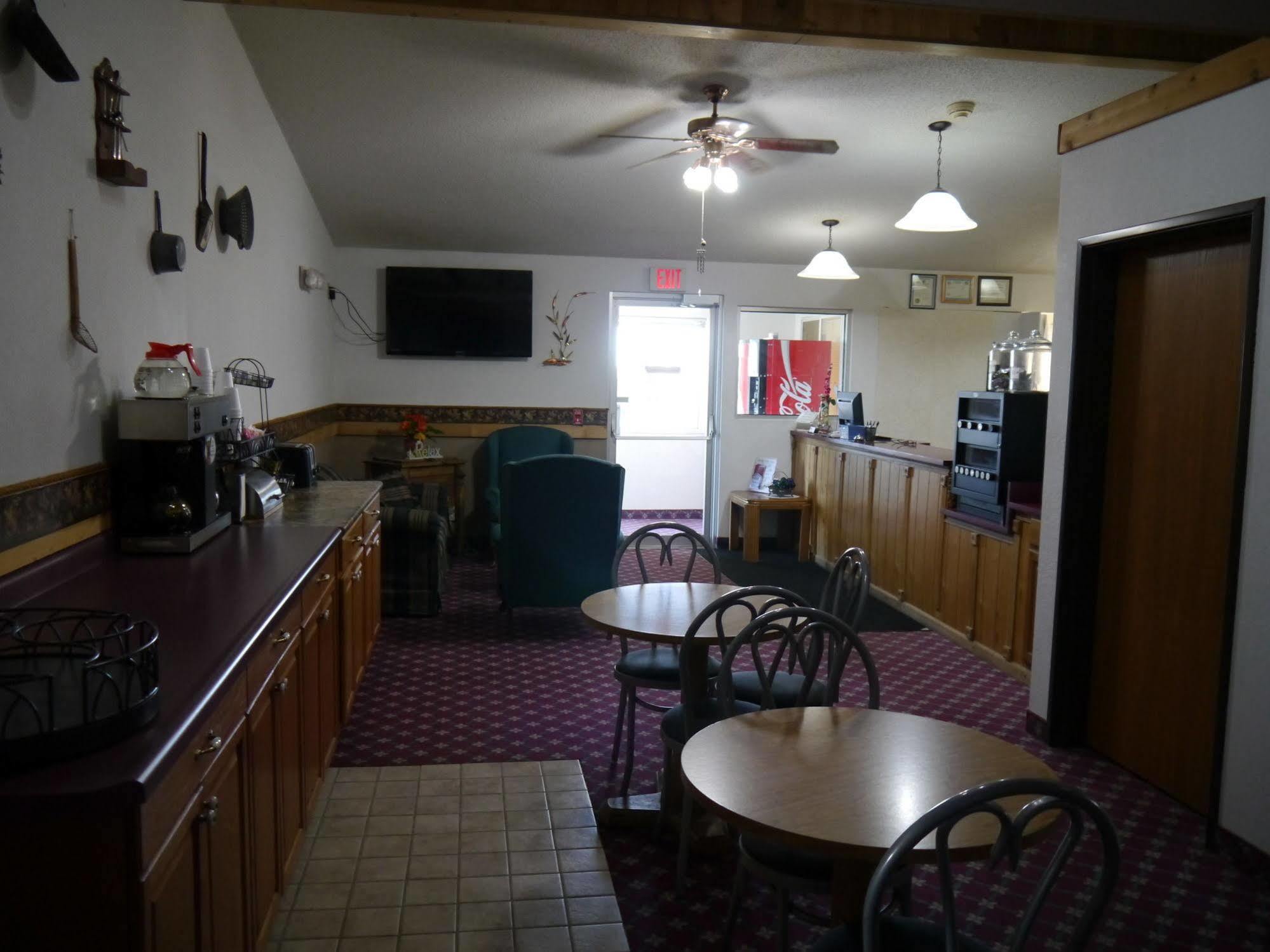 Westwood Inn & Suites - Kimball Eksteriør billede